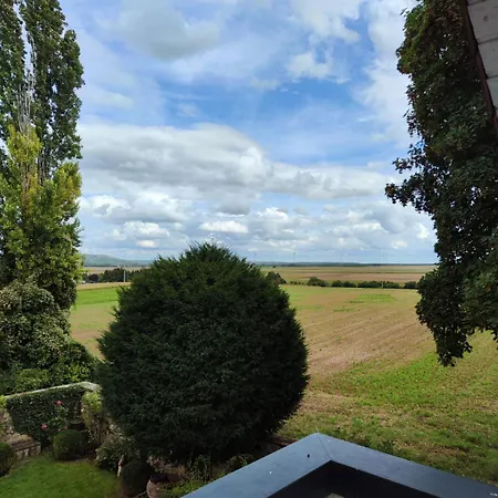 Mit Weitblick In Weinregion